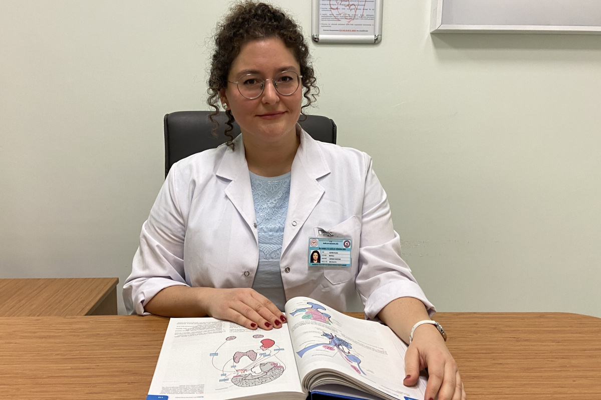 Uzmanından uyarı: “Rahim ağzı kanserinde ileri dönem hastalarda tedavi şansı azalıyor”